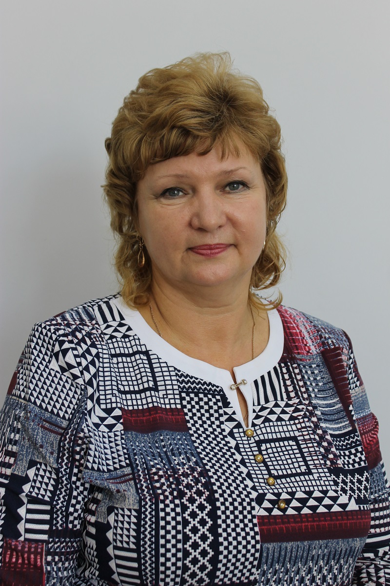 Устюхина Ольга Александровна.