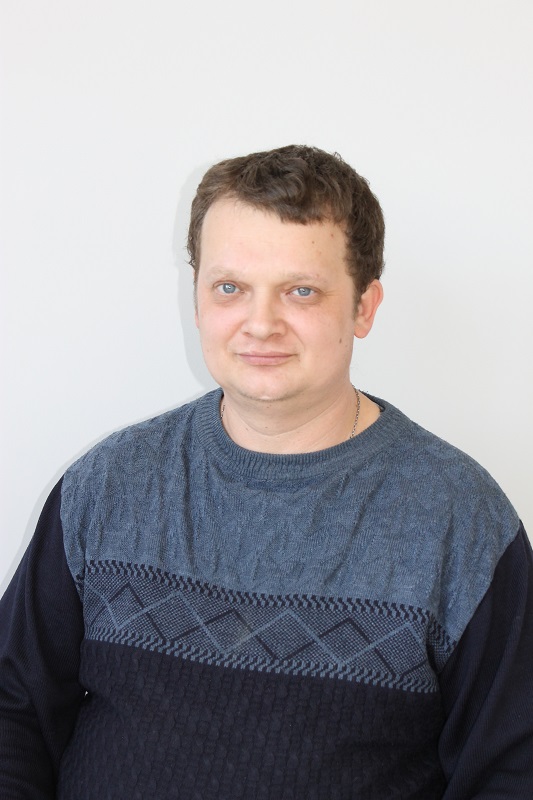 Овчинников Вадим Александрович.