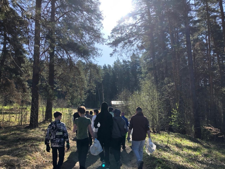 Приняли участие в Космосубботнике!.